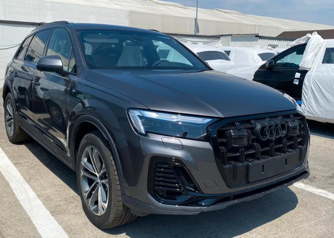 AUDI Q7 45TFSI из Европы