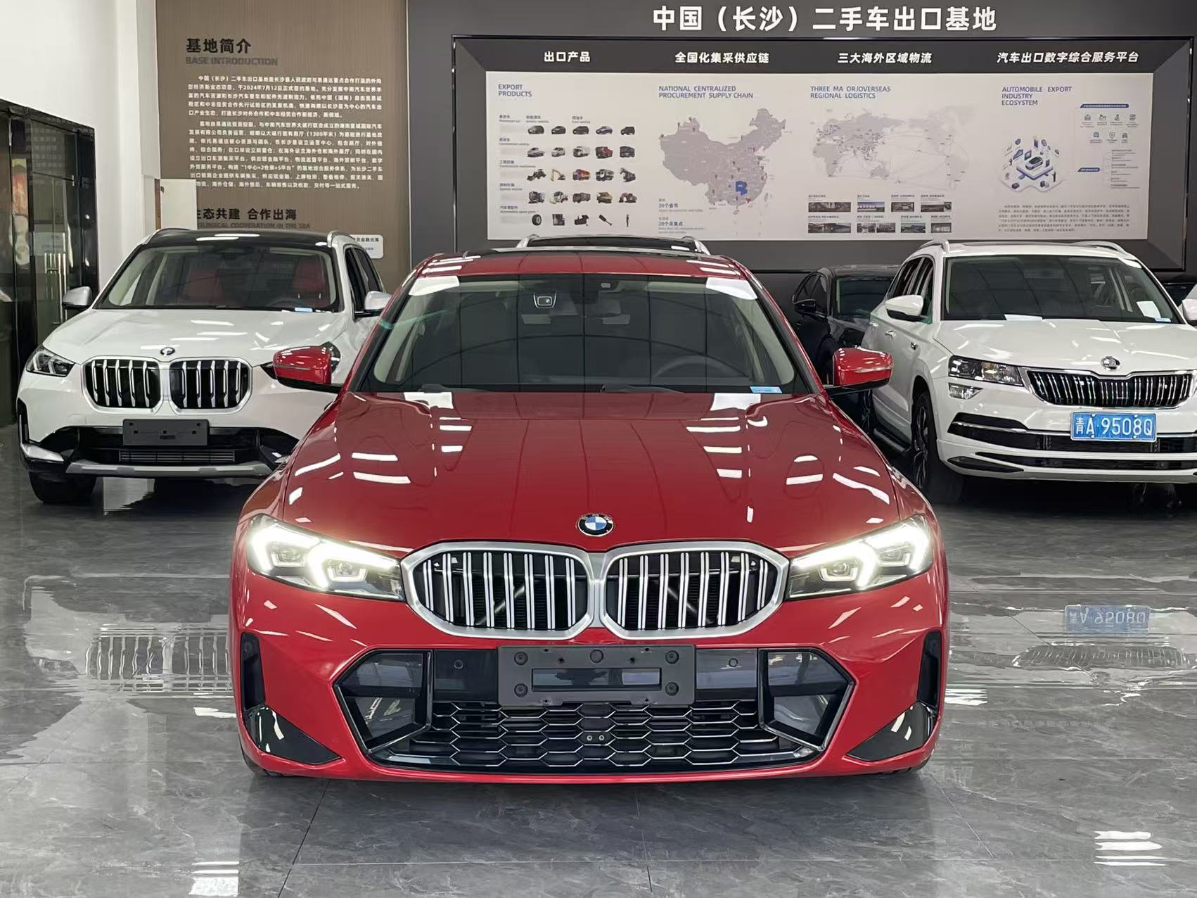Фото BMW 320Li