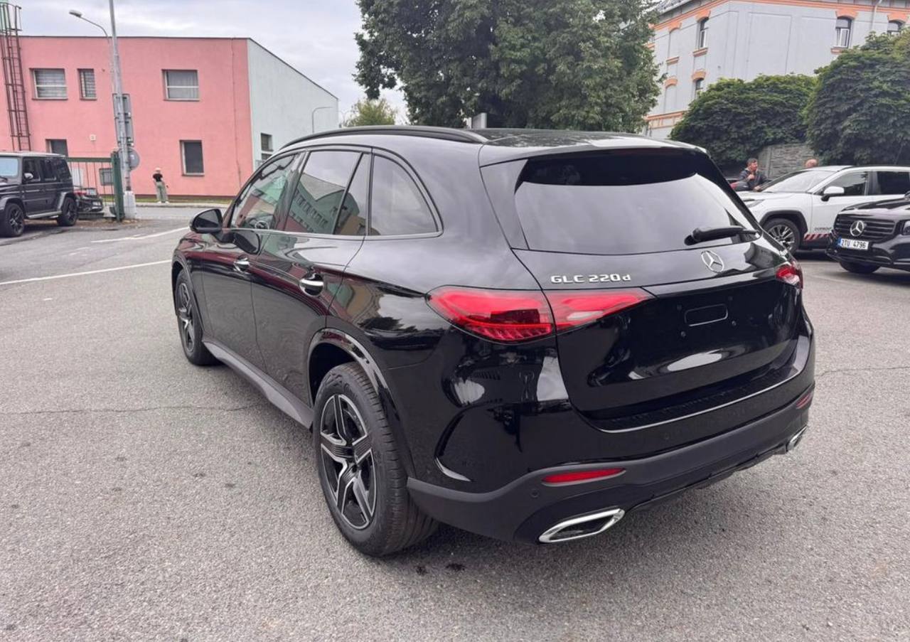 Фото Mercedes-Benz GLC 220